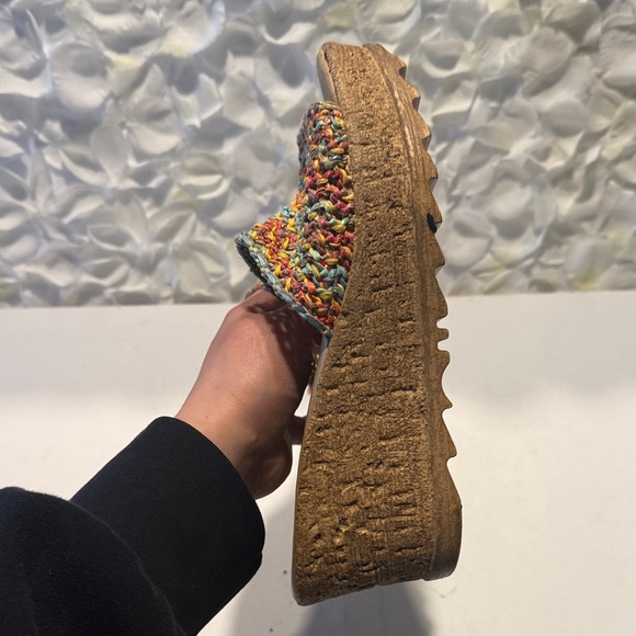 Spring Step Multicolor Woven Wedges - Picture 4 of 5